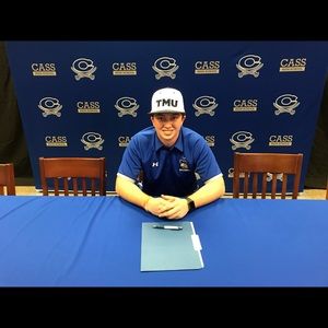 Meet your Posher, Logan